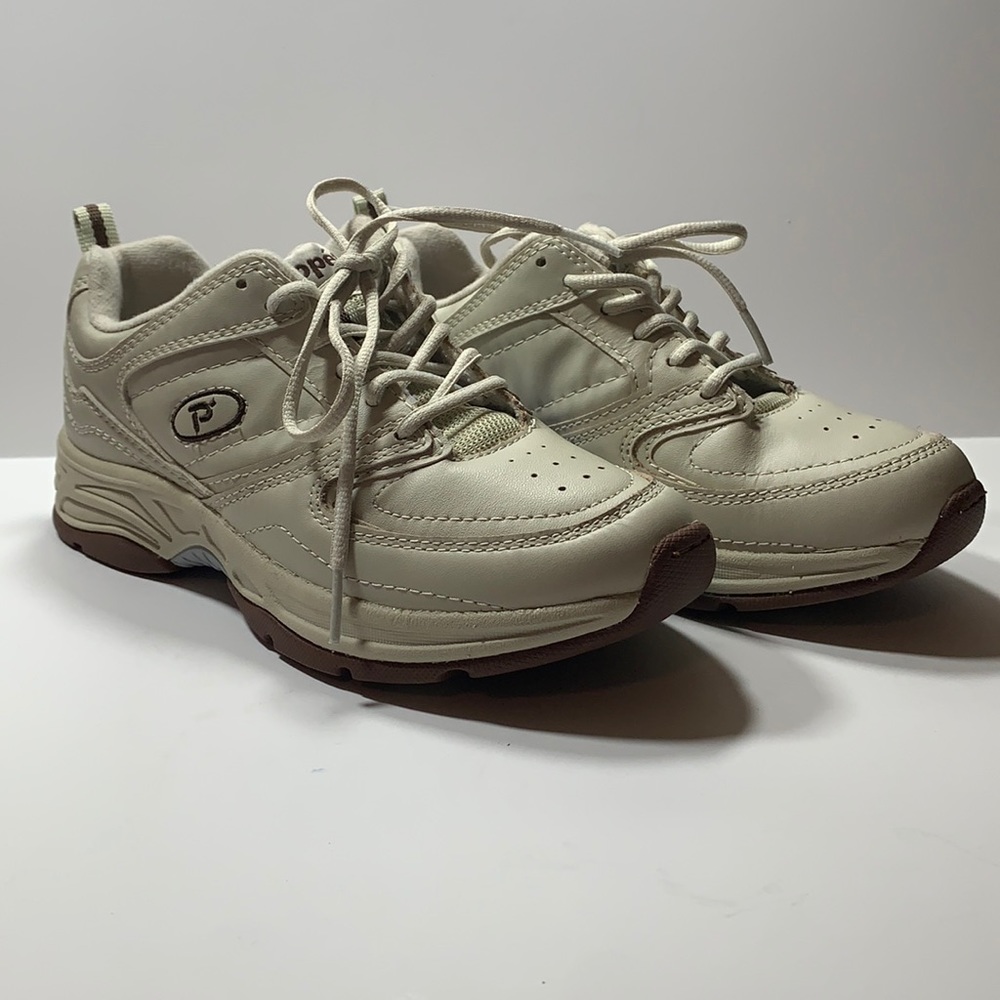 Propet Sneakers W5501 Size 6